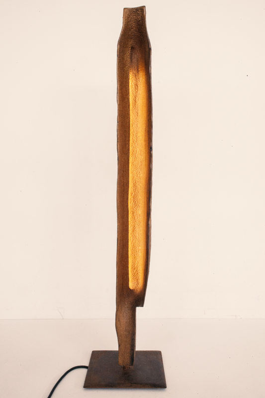 HAYRACK PILLAR OAK LIGHT